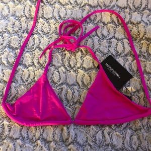NEW W/TAG Hot Pink Bikini Top 💓